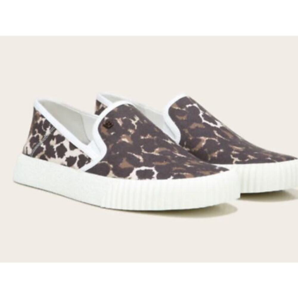 Veronica Beard 8.5 tan Panelle Leopard Print Slip On Sneakers‎
